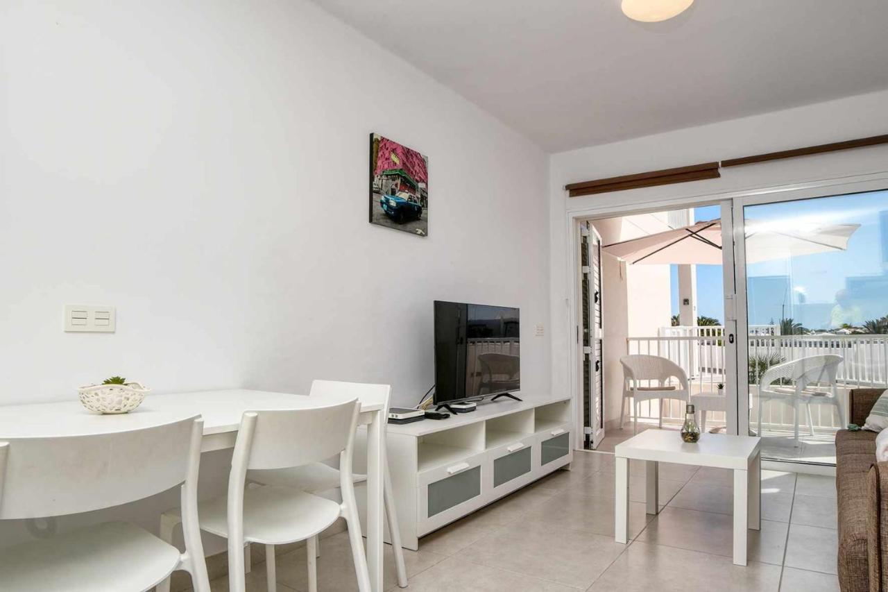 Luminosa Vivienda Vacacional Con Vista A La Piscina Costa Teguise Bagian luar foto