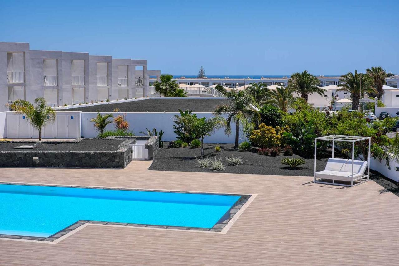 Luminosa Vivienda Vacacional Con Vista A La Piscina Costa Teguise Bagian luar foto