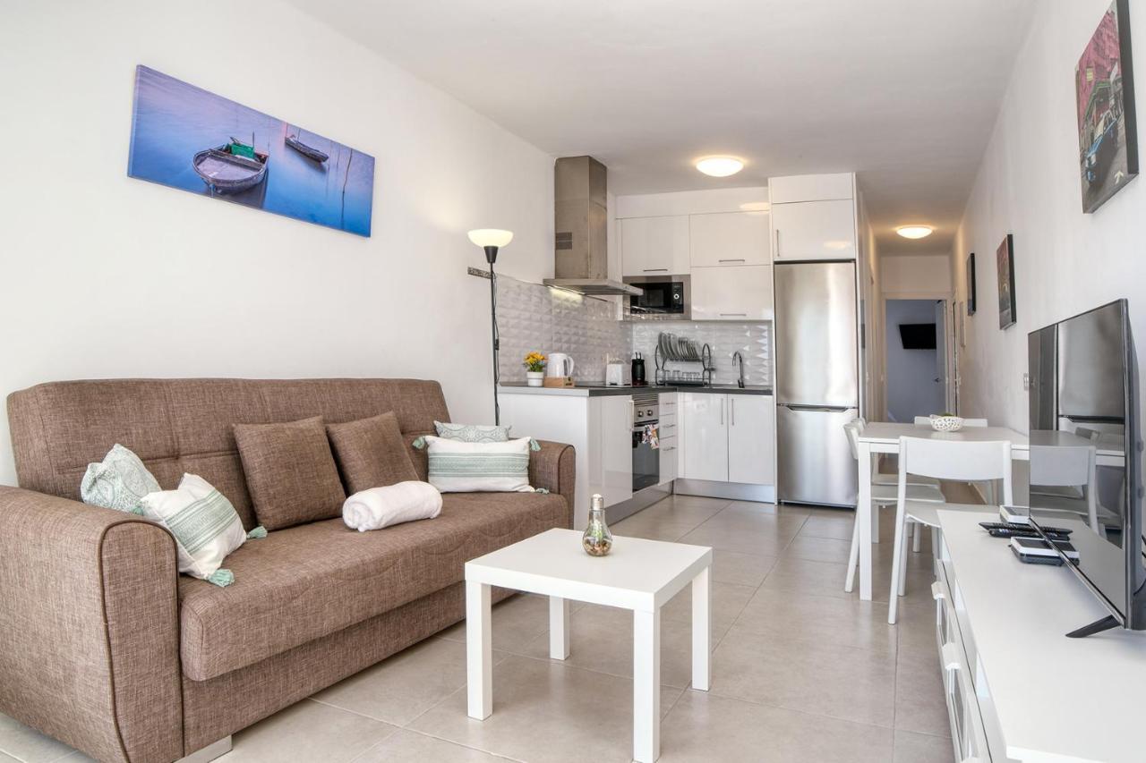 Luminosa Vivienda Vacacional Con Vista A La Piscina Costa Teguise Bagian luar foto